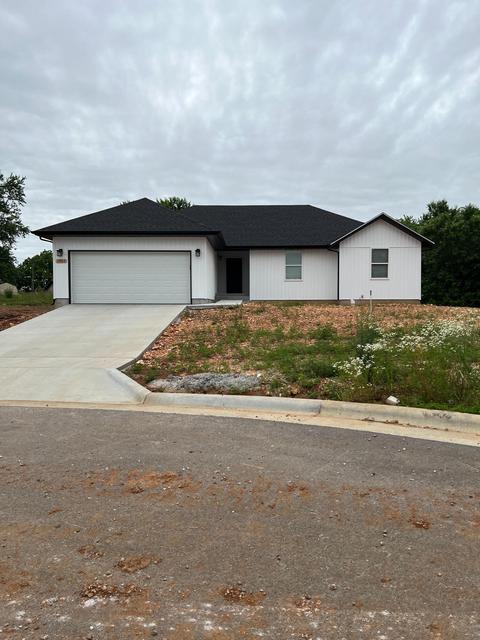 1903 S 15th Ave, Ozark, MO 65721 photo 1