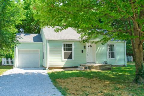 2623 W Walnut St, Springfield, MO 65806 photo 1