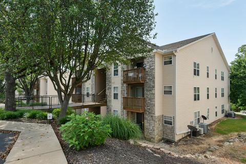 143 Vixen Unit L Cir, Branson, MO 65616 photo 1