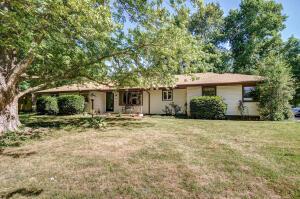 3145 W Ellison Dr, Springfield, MO 65810 photo 1