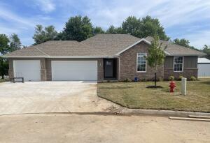 147 War Eagle Ct, Nixa, MO 65714 photo 1