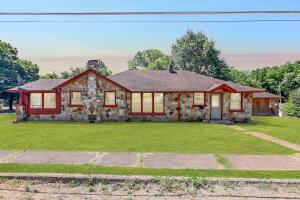 204 S 10th St, Thayer, MO 65791 photo 1