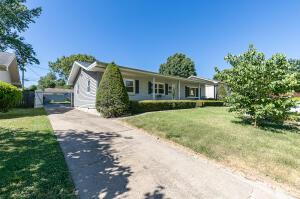2156 E Monroe Ter, Springfield, MO 65802 photo 1