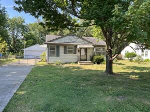 600 W Silsby St, Springfield, MO 65807 photo 1