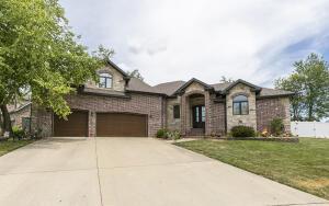 2304 Lakeside Ct, Ozark, MO 65721 photo 1