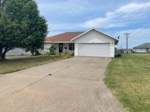 785 Stanford, Marshfield, MO 65706 photo 1