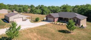 1530 N Holder, Clever, MO 65631 photo 1