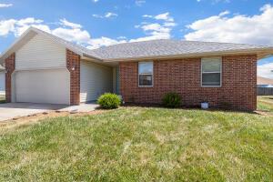 4432 W Madison St, Springfield, MO 65802 photo 1