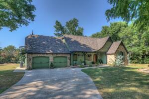 1007 E Centennial Ave, Carthage, MO 64836 photo 1