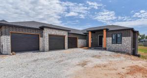 4622 E Forest Trails Dr, Springfield, MO 65809 photo 1