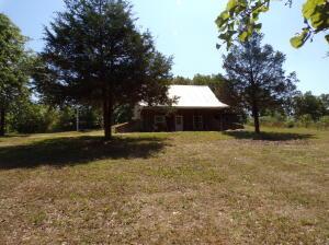 9220 Charles Dr, Birch Tree, MO 65438 photo 1