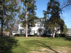 717 E Highland Ave, Carthage, MO 64836 photo 1