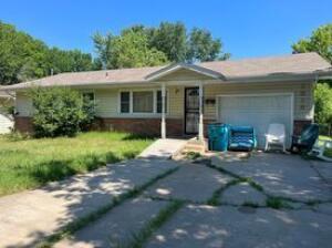 1515 E Broadmoor St, Springfield, MO 65804 photo 1