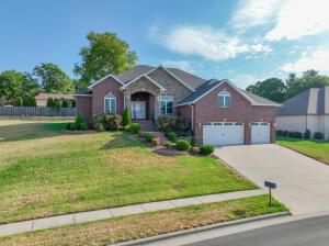 3827 E Rosebrier St, Springfield, MO 65809 photo 1