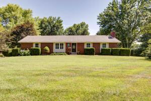 1536 E Holiday St, Springfield, MO 65804 photo 1