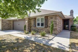 1432 E Powell St, Springfield, MO 65804 photo 1