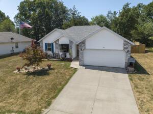 324 W Cherokee, Clever, MO 65631 photo 1