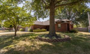 110 E Hadley St, Republic, MO 65738 photo 1