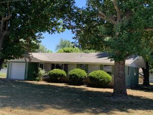 710 E Bedford St, Marshfield, MO 65706 photo 1
