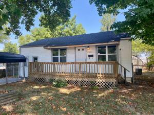 2711 W College St, Springfield, MO 65802 photo 1