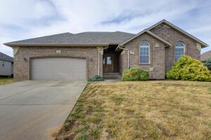 704 Becky St, Willard, MO 65781 photo 1