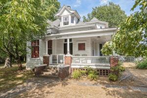 2000 N Grant Ave, Springfield, MO 65803 photo 1