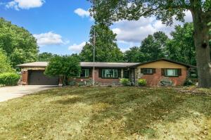 2212 S Cedarbrook Ave, Springfield, MO 65804 photo 1