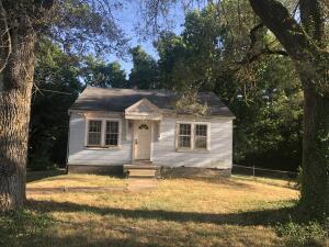 3310 W Mount Vernon St, Springfield, MO 65802 photo 1