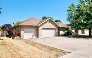 3620 S Suburban Ave, Springfield, MO 65807 photo 1