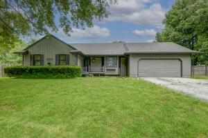 1407 E Sycamore St, Ozark, MO 65721 photo 1