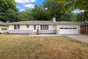 1917 S Glencrest Ave, Springfield, MO 65804 photo 1