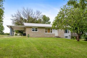 749 Banning St, Marshfield, MO 65706 photo 1