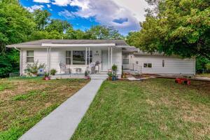 403 S 1st St, Ozark, MO 65721 photo 1