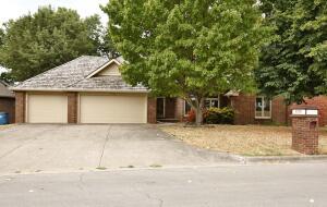 2048 E Briar St, Springfield, MO 65804 photo 1