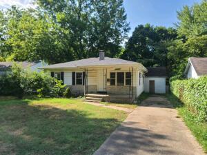 1422 E Blaine St, Springfield, MO 65803 photo 1