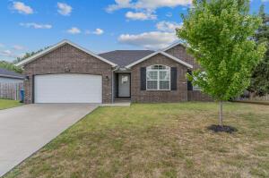 109 E Shawnee St, Strafford, MO 65757 photo 1