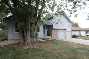 3655 S Ridgecrest Ave, Springfield, MO 65807 photo 1