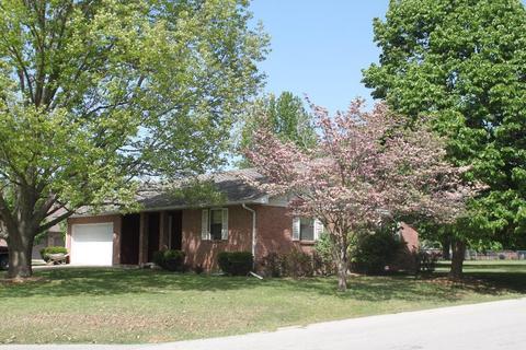 1006 Sunshine Dr, Aurora, MO 65605 photo 1