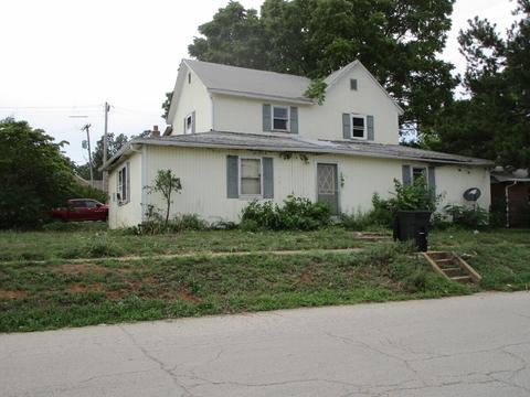 206 E 1st St, Mountain View, MO 65548 photo 1