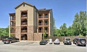 1707 Lakeshore Dr, Branson, MO 65616 photo 1