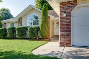 916 Dustin Ln, Nixa, MO 65714 photo 1