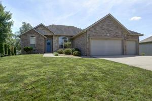 4582 E Fox Run Dr, Springfield, MO 65802 photo 1