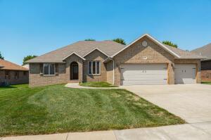 2327 S April Ave, Springfield, MO 65807 photo 1