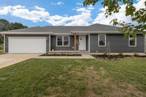 1206 S Lakeside Dr, Republic, MO 65738 photo 1