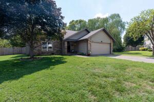 3758 W Kay Pointe Blvd, Springfield, MO 65802 photo 1