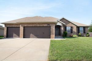5605 W Sunflower Dr, Springfield, MO 65802 photo 1