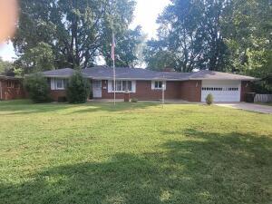 2136 E Langston St, Springfield, MO 65804 photo 1