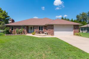6837 W Cactus St, Springfield, MO 65803 photo 1