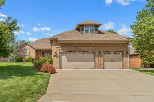 3765 E Chattanooga Dr, Springfield, MO 65809 photo 1