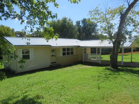 210 Brewer St, Thayer, MO 65791 photo 1